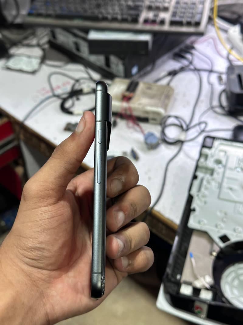 Google Pixel 8 3