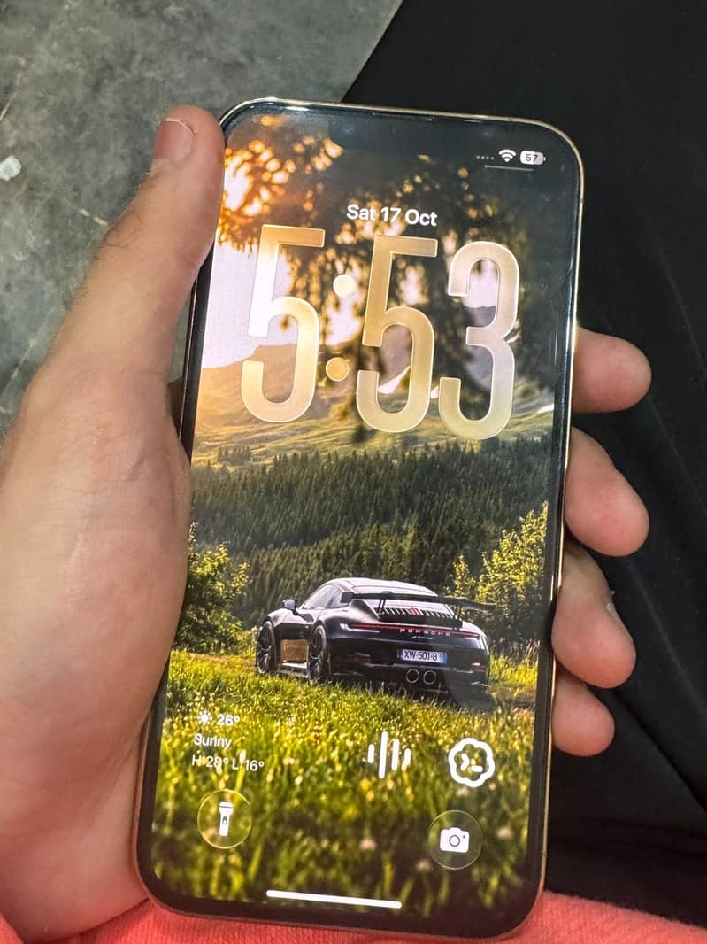 Apple iPhone 13 Pro 1