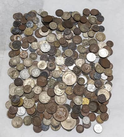 Collection of 340 Antique & Old Coins | Pakistani & Foreign Coins