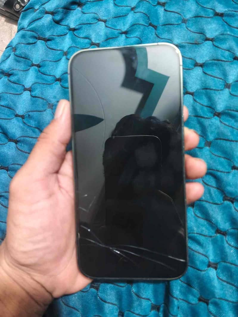 Apple iPhone 14 Pro Max 6