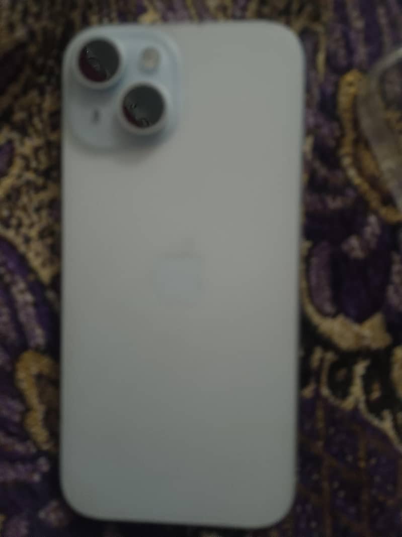 Apple iPhone 15 3