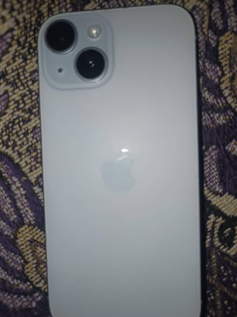 Apple iPhone 15 6