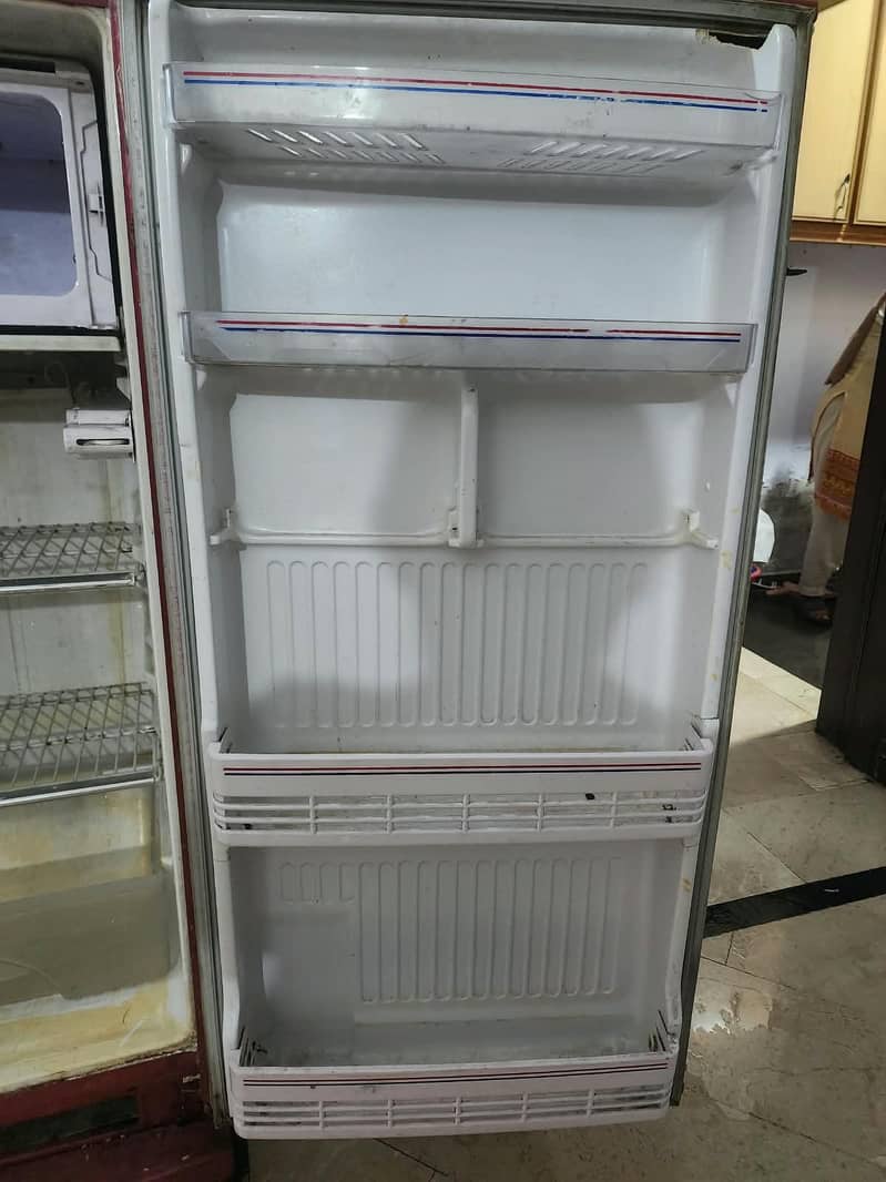 Singer Fridge 3
