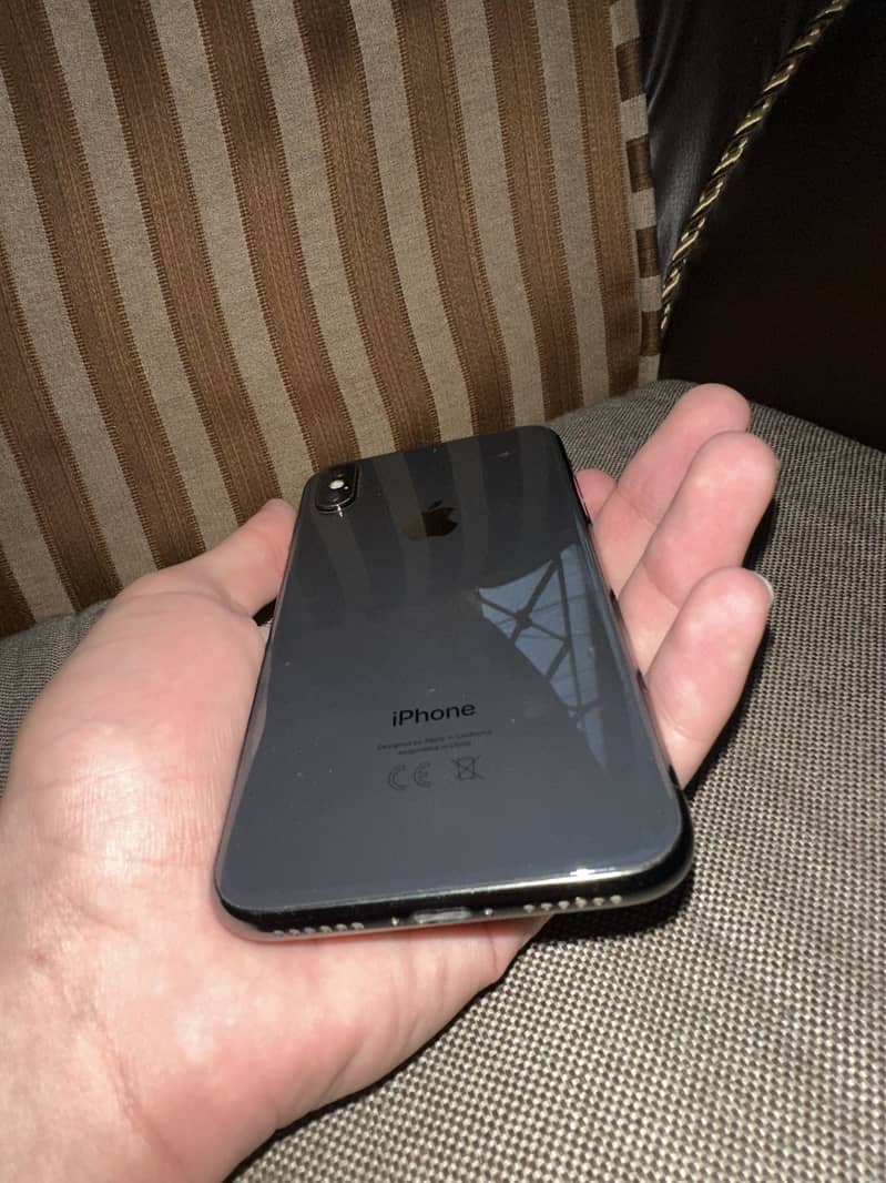 Apple iPhone X 0