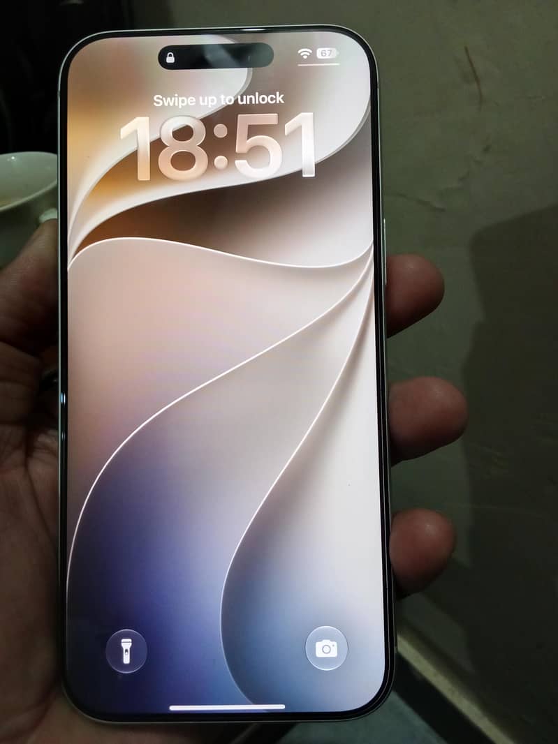 Apple iPhone 17 Pro Max 3
