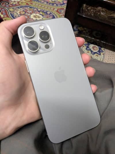 Apple iPhone 15 Pro Max