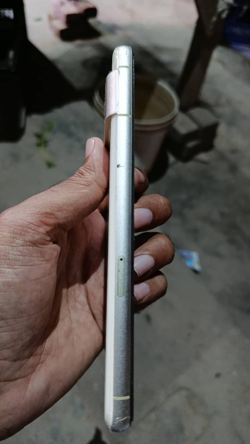 Google Pixel 7 5
