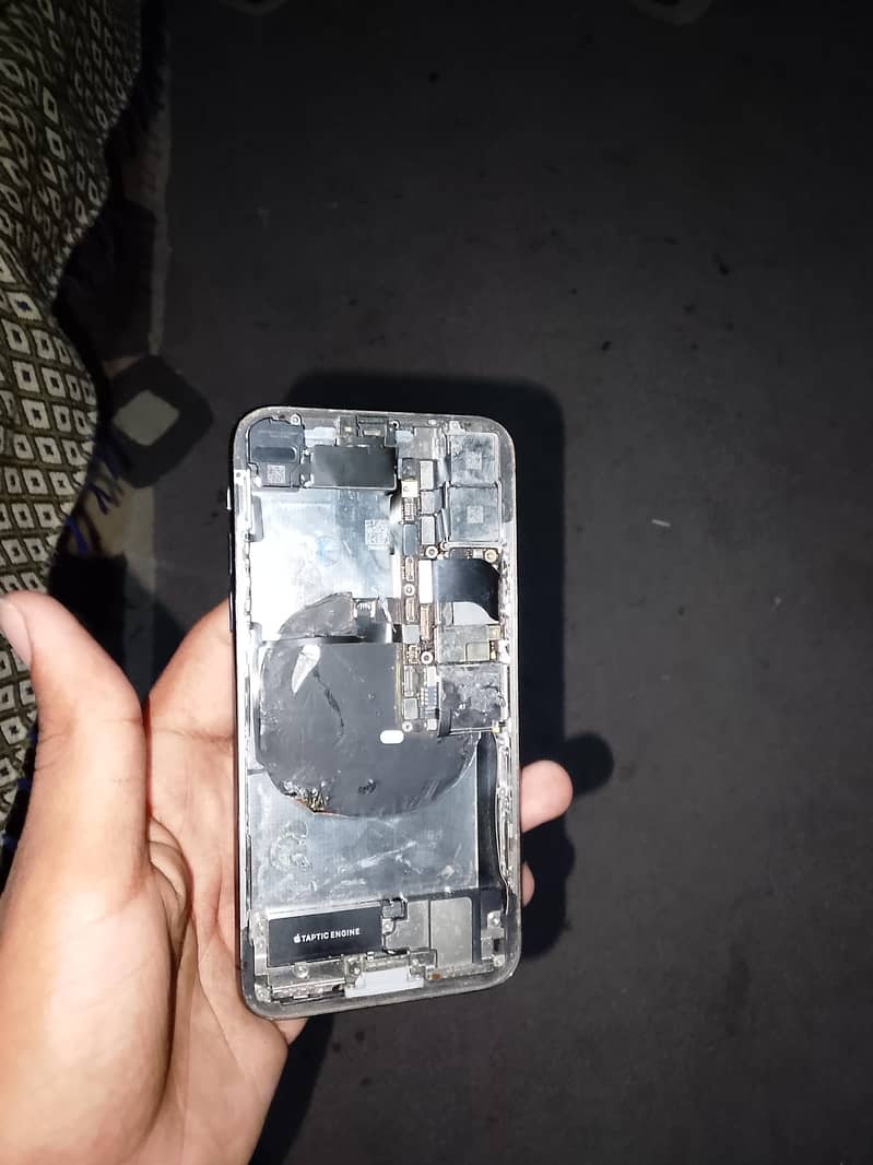 Apple iPhone XS 2