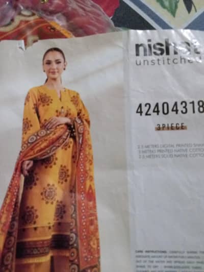 I m selling my unstitched dress of original nashat
