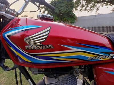 Antique Honda CG125 nut to nut geniun only 66k milage total geniun