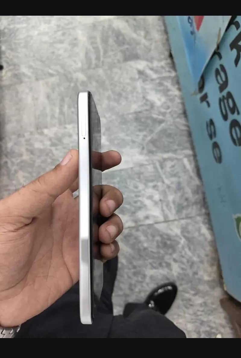 OPPO A6s 2
