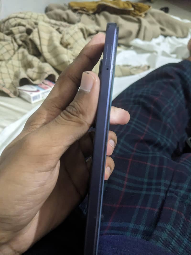 OPPO A60 5