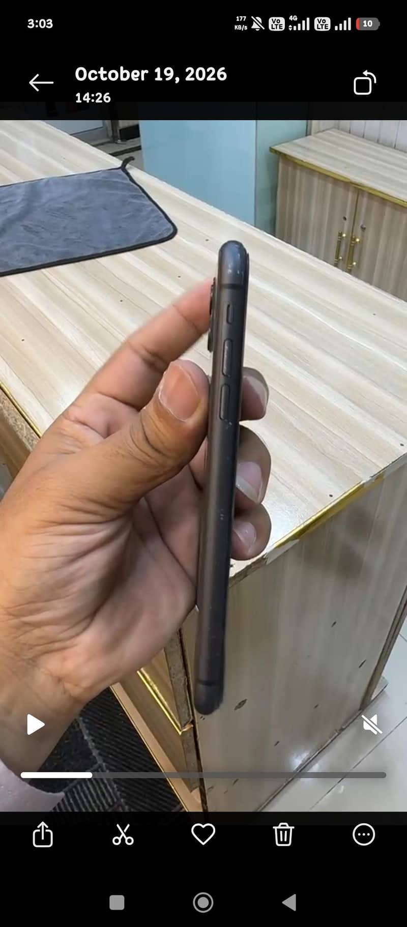 Apple iPhone 11 5