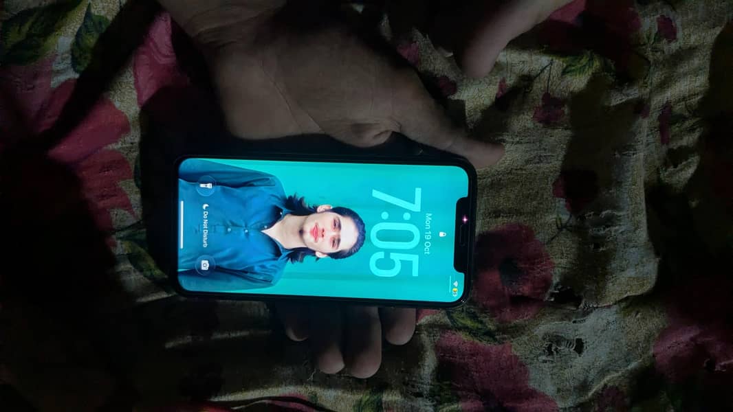Apple iPhone 11 Pro 4