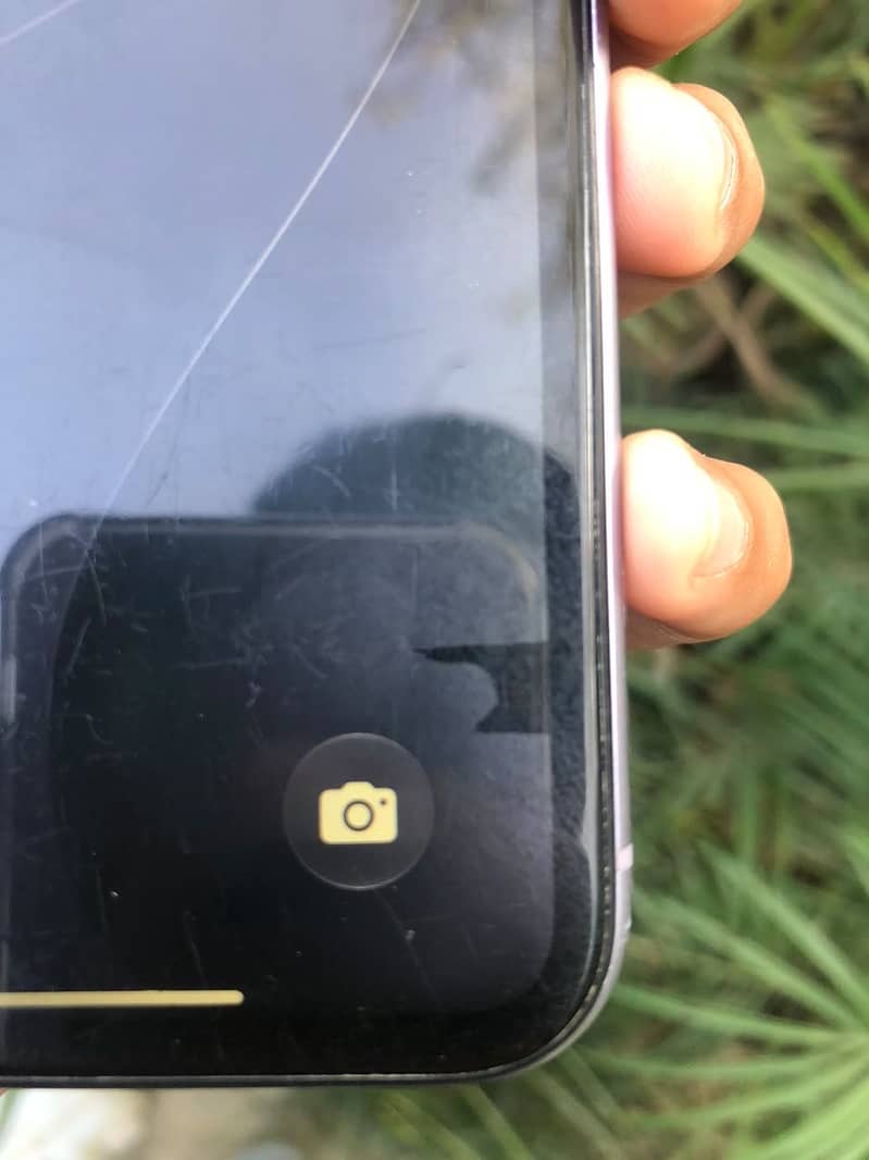 Apple iPhone 11 6