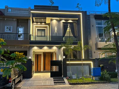 5 Marla Facing Park Modern Designer House For Sale in Lake City Sector M-7B