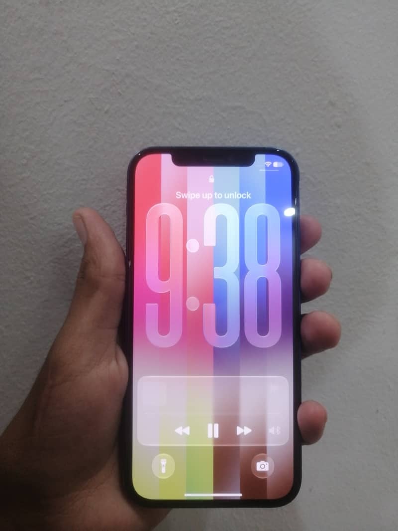 Apple iPhone 12 1