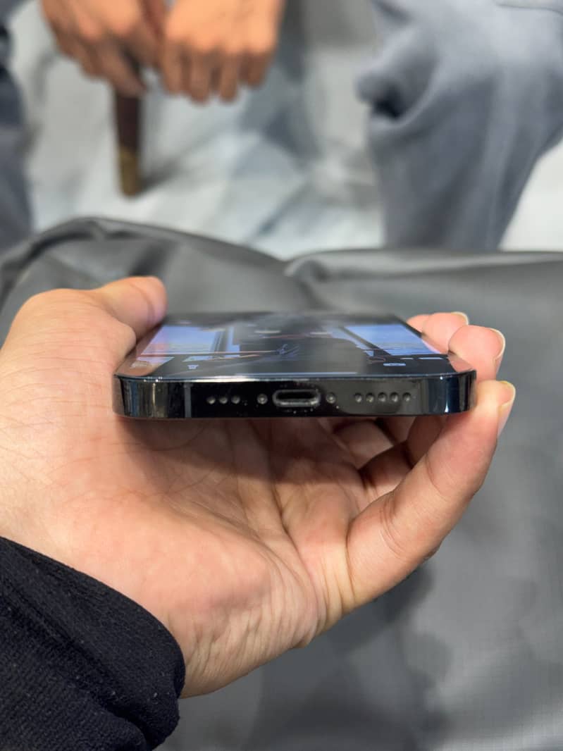 Apple iPhone 14 Pro 3