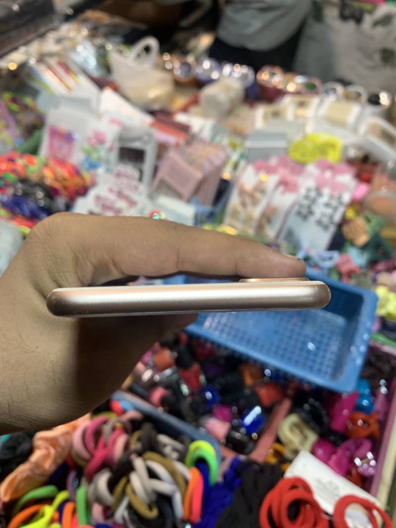 Apple iPhone 8 Plus 2