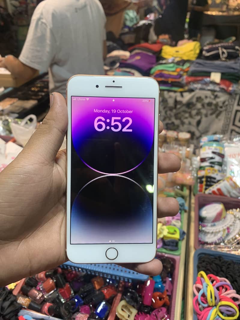 Apple iPhone 8 Plus 8