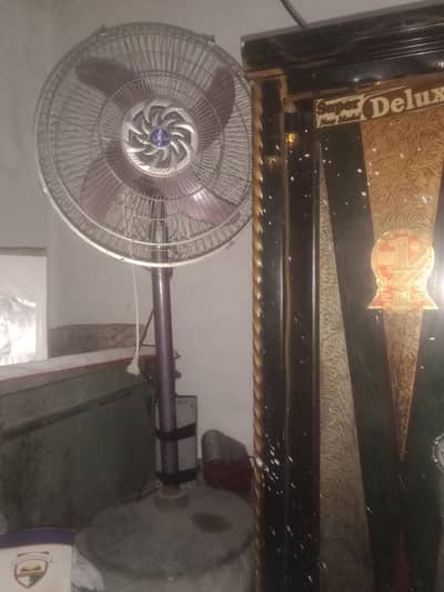 12 watt fan