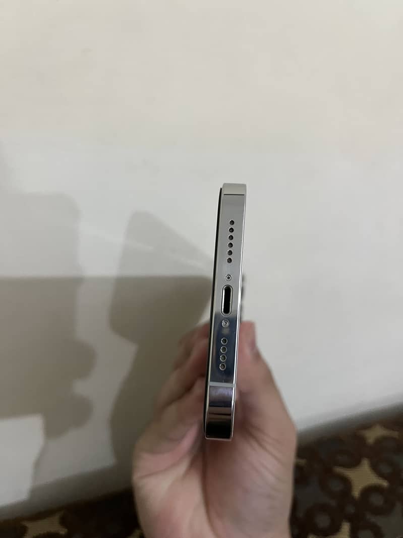 Apple iPhone 13 Pro Max 5