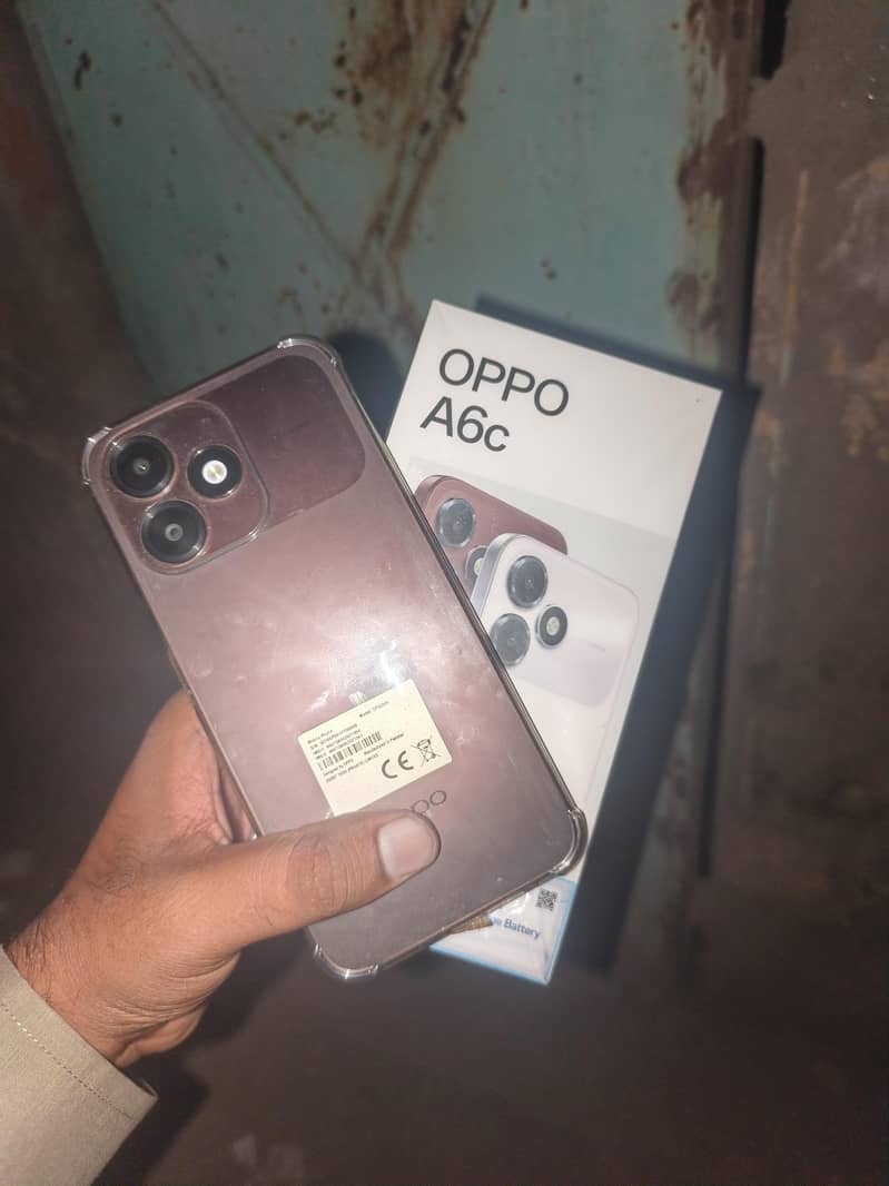 OPPO A6c 1