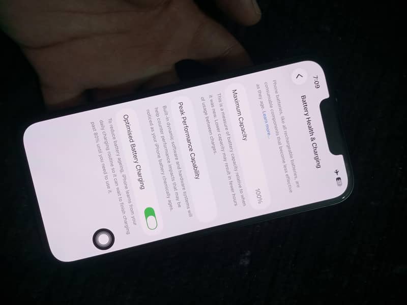 Apple iPhone 13 8