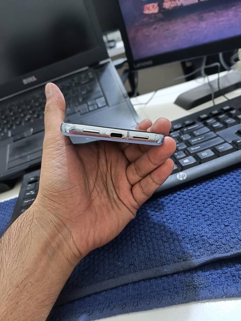 Google Pixel 8 Pro 6