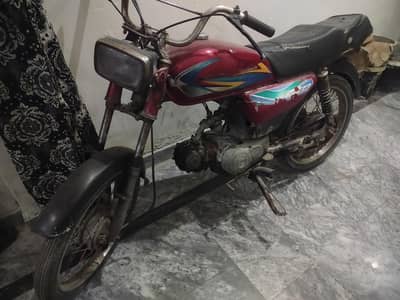 2014 model bike sale later gum ho gya ha copy original ha
