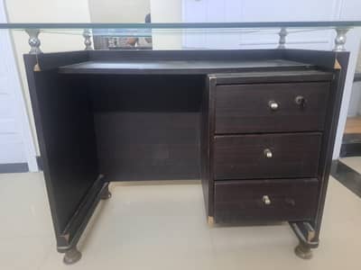 Office table/ study table