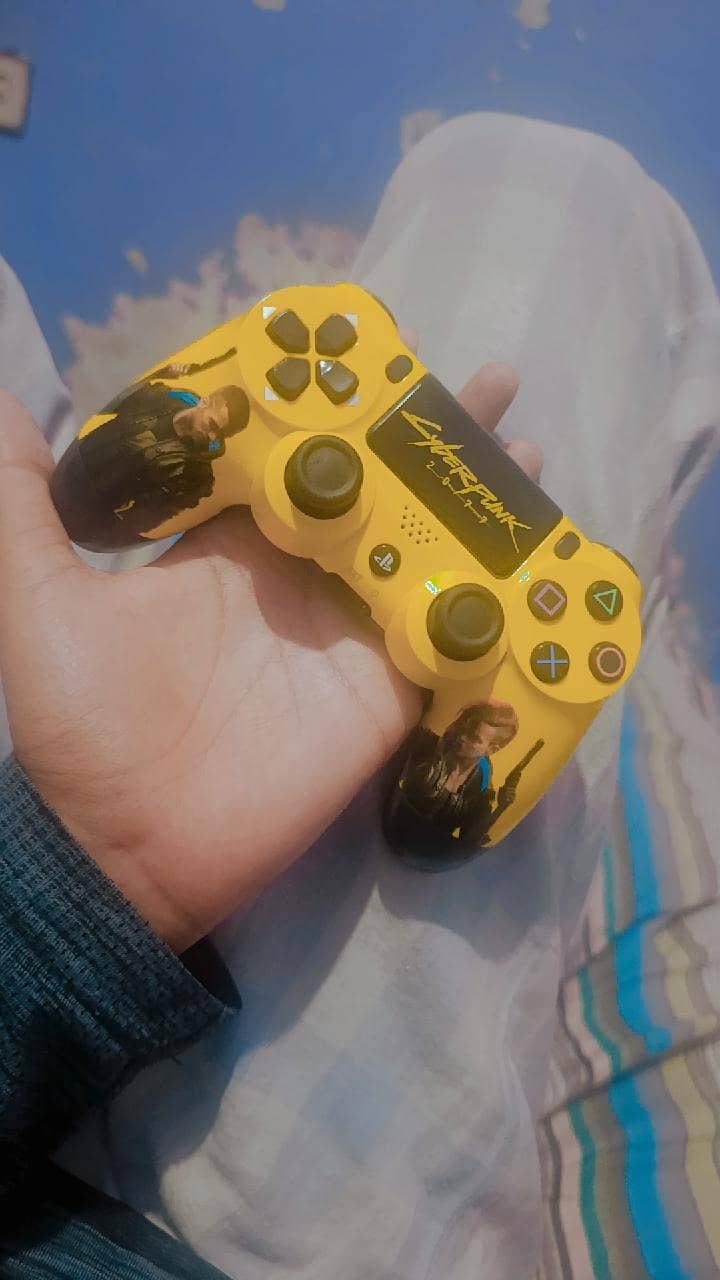 PS4 Cyber Punk Theme Original Controller 0