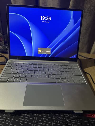 Model surface windows i-5 8gb ram 256 gb ssd