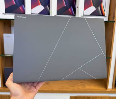 Asus Zenbook S 16 || Ryzen Ai 9HX 370 || 32Gb RAM || 1Tb SSD ||