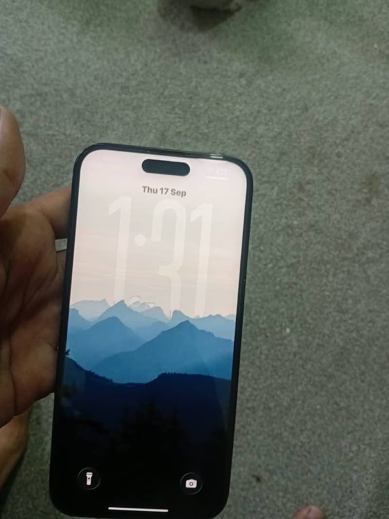 Apple iPhone 15 plus 2