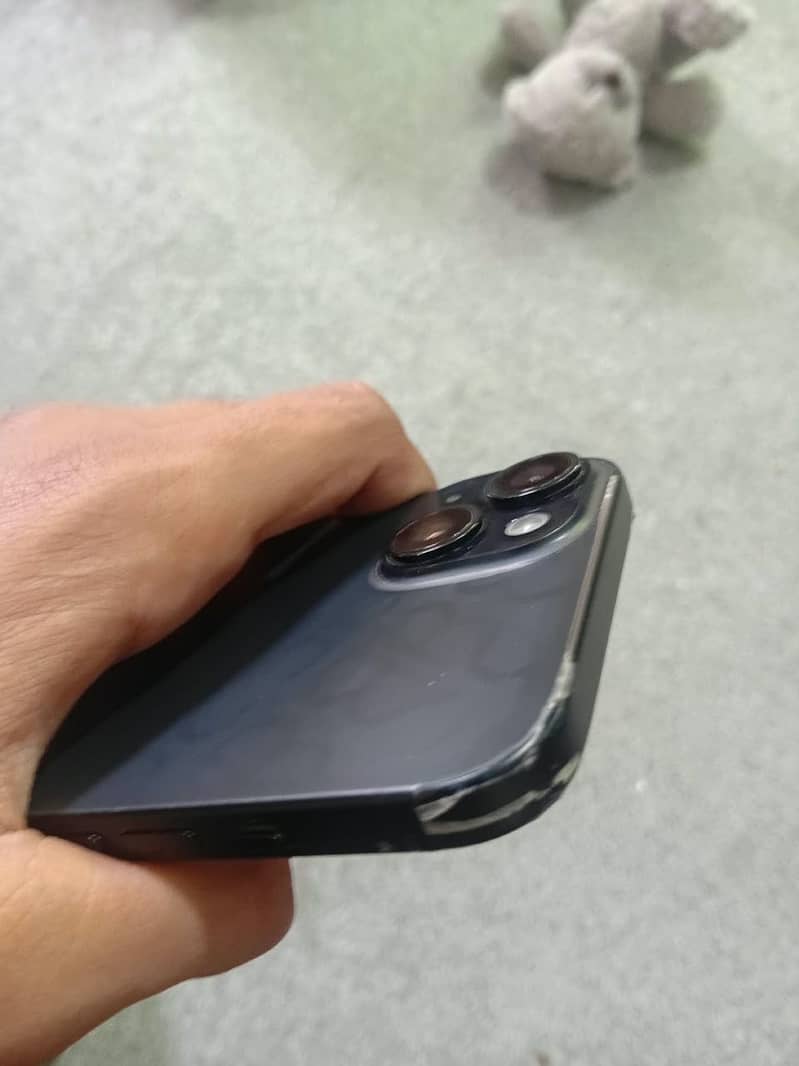 Apple iPhone 15 plus 8