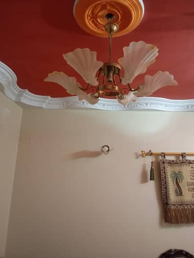 2 chandelier and 2 side lights