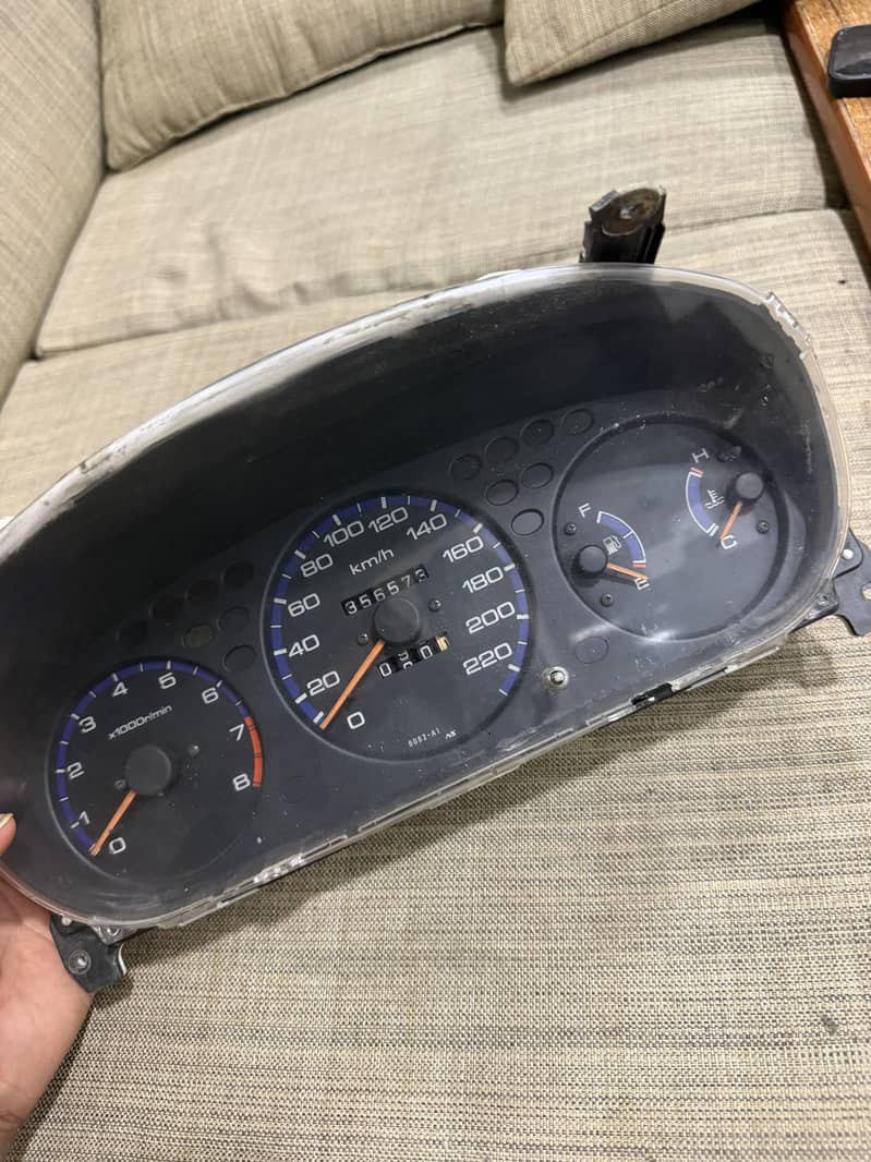 Ek 2000 speedometer 1