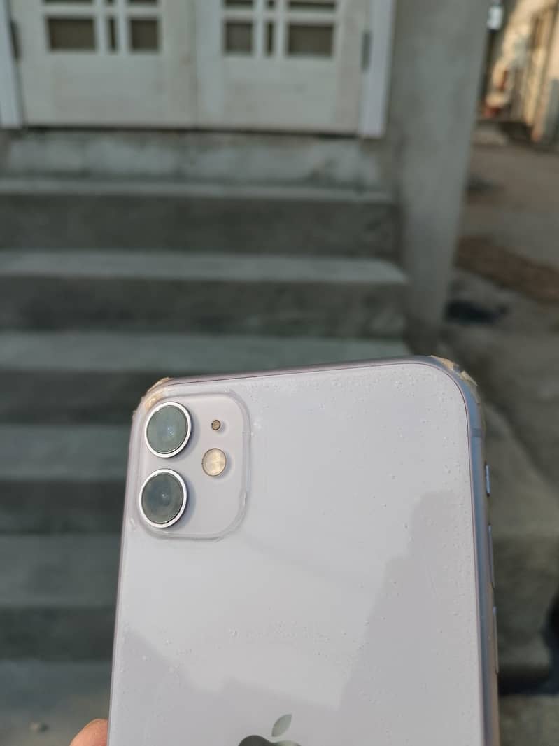 Apple iPhone 11 2