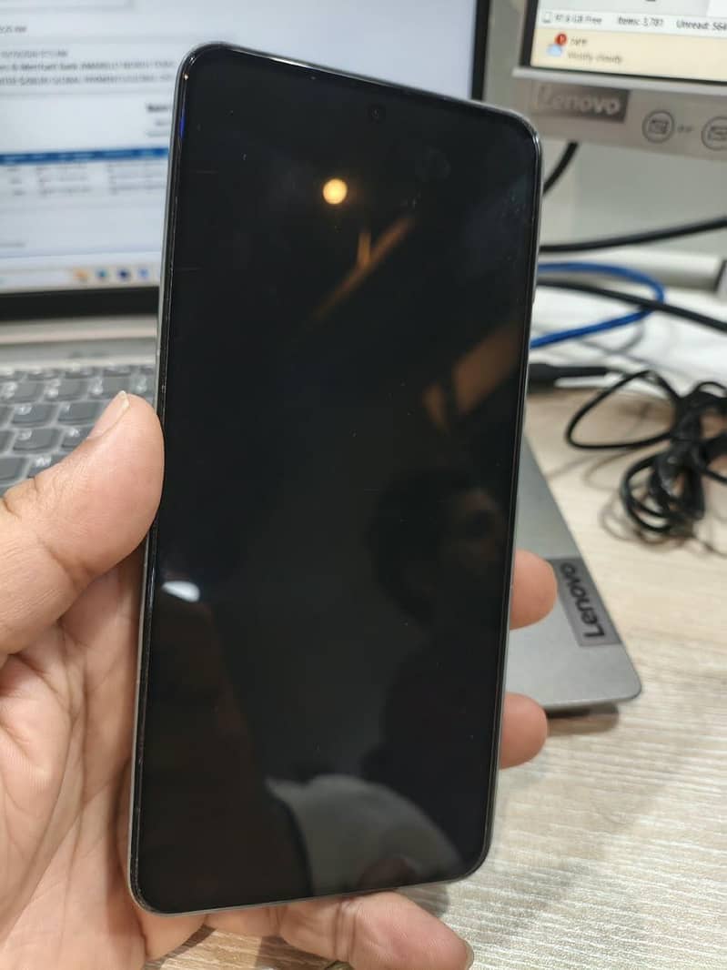 Realme 12 Plus 1