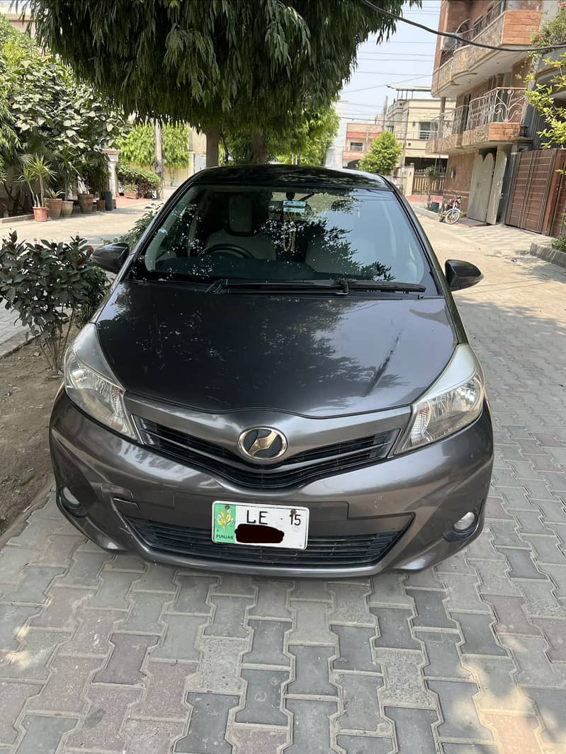 Toyota Vitz 2011 0
