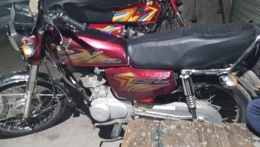 urgent Honda cg 125 sale 10/8 condition all good Honda