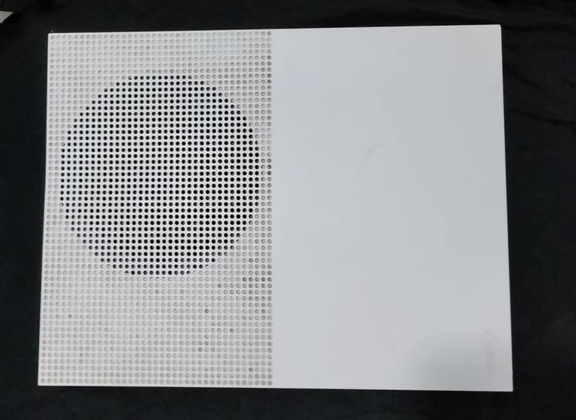 Xbox One S mint condition. 2