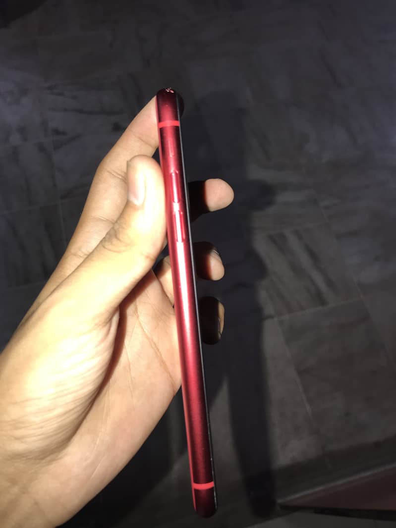 Apple iPhone 11 3