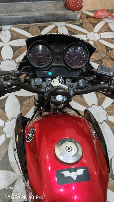 YBR 125 condition 10/10 ha