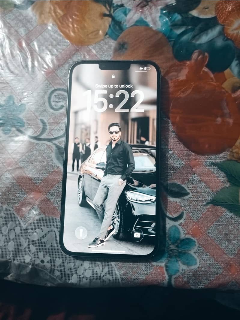 Apple iPhone 13 Pro Max 4