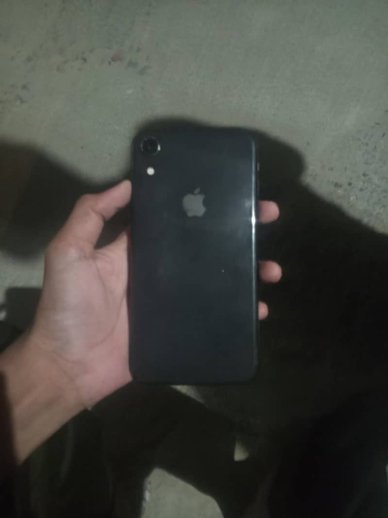 Apple iPhone XR 0