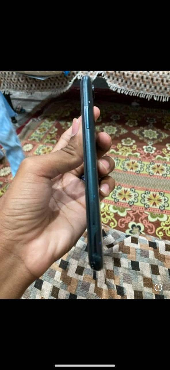Apple iPhone XR 2