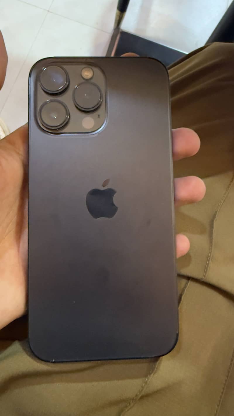 Apple iPhone 14 Pro Max 0