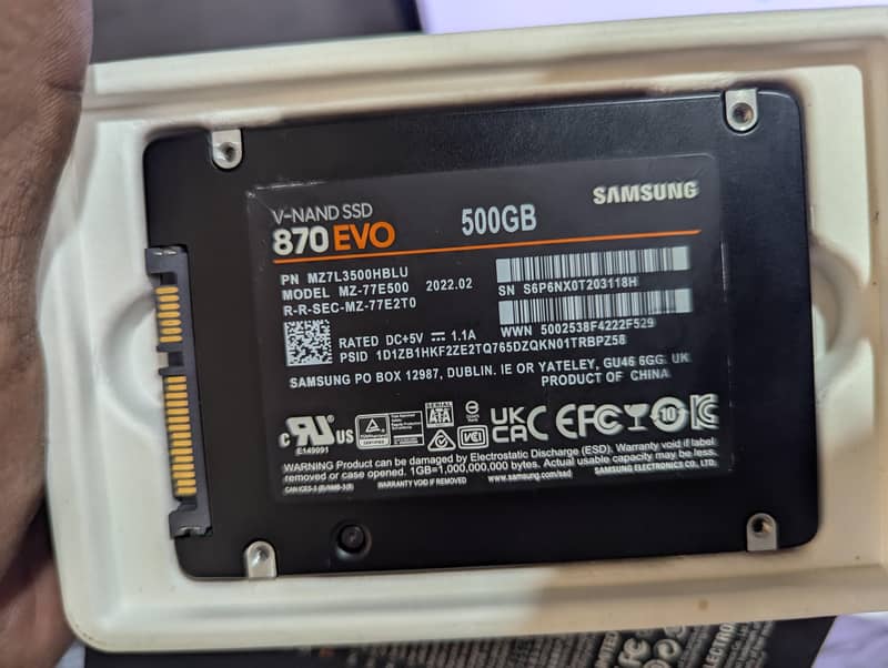 Samsung SSD 2.5 solid state 1
